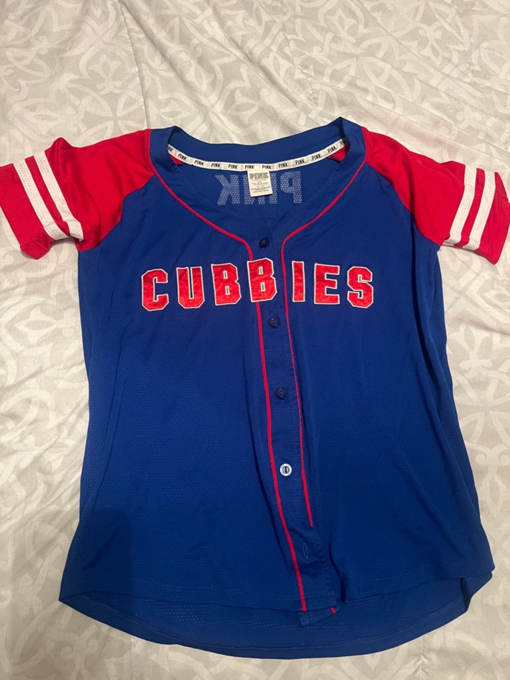 PINK Victoria's Secret Blue & Red Cubbies Baseball Tee size Junior L